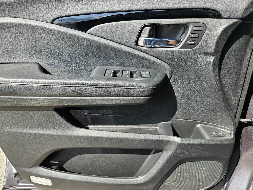 Thumbnail: 2022 Honda Pilot - 29