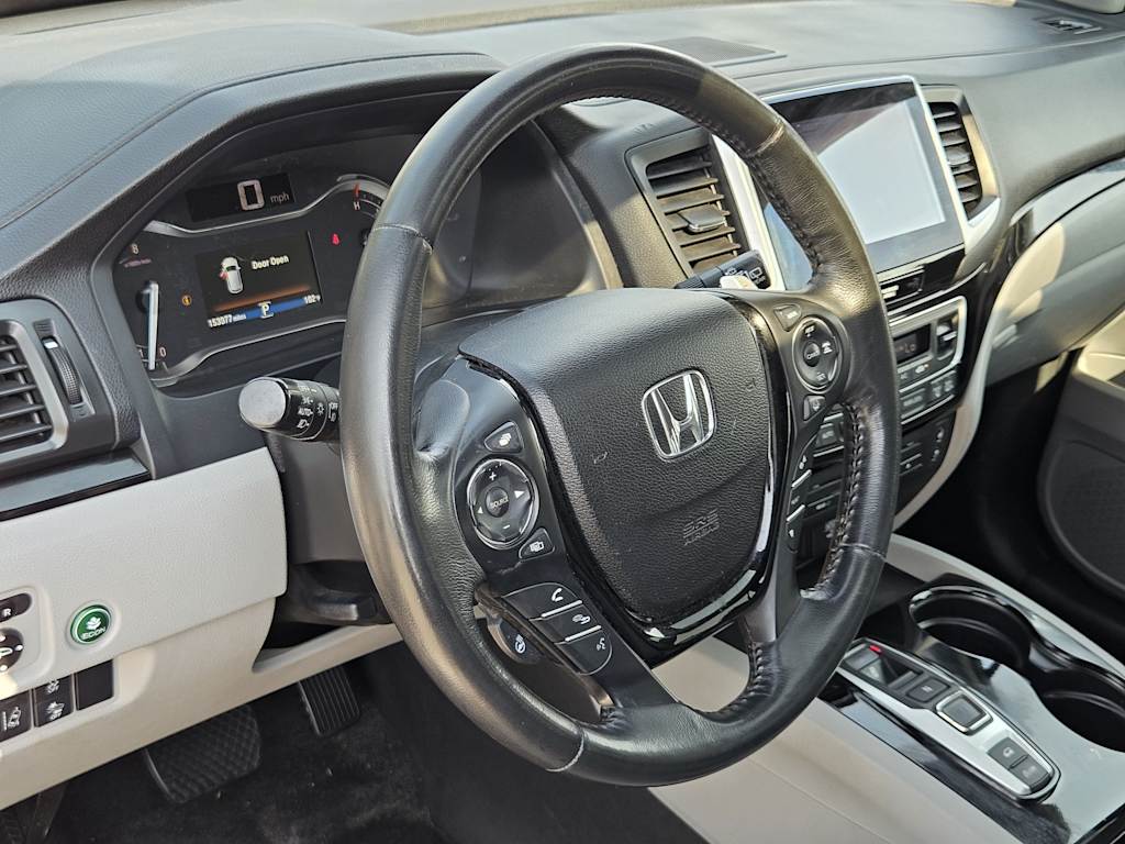 Thumbnail: 2016 Honda Pilot - 2