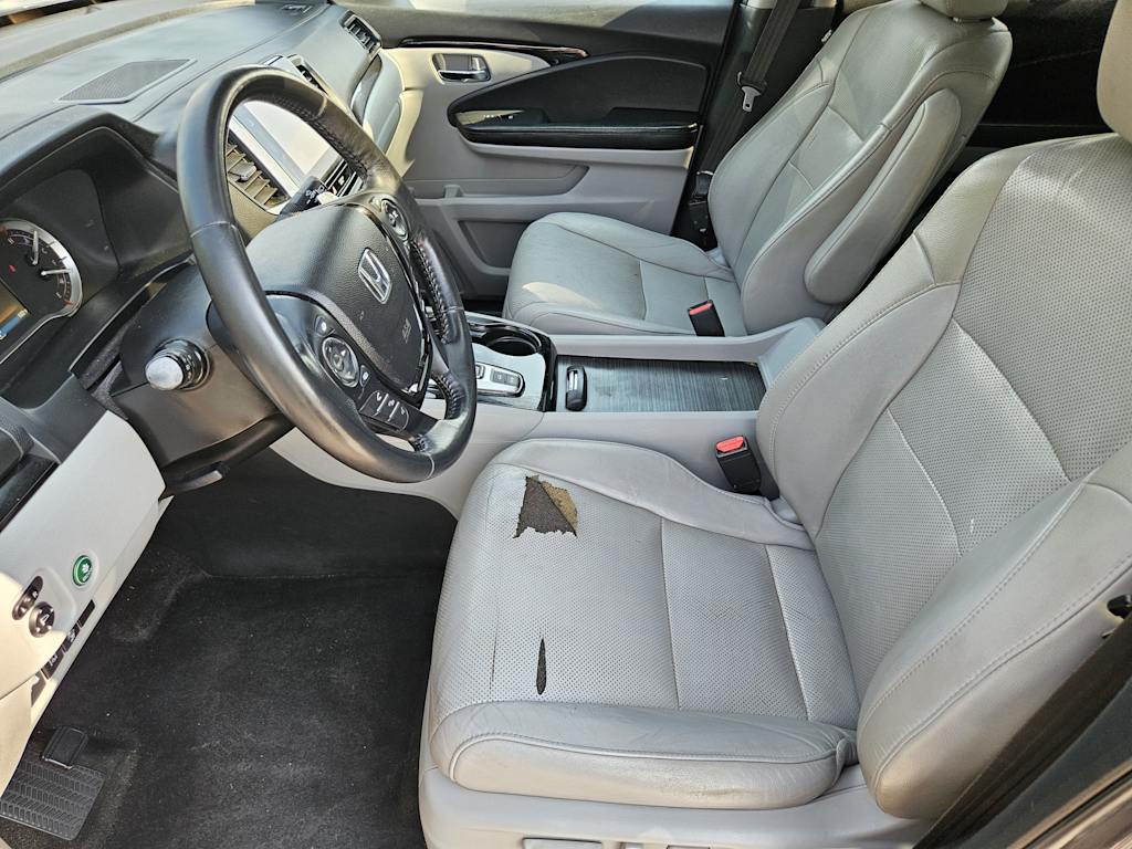 Thumbnail: 2016 Honda Pilot - 9