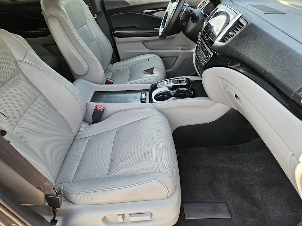 Thumbnail: 2016 Honda Pilot - 10