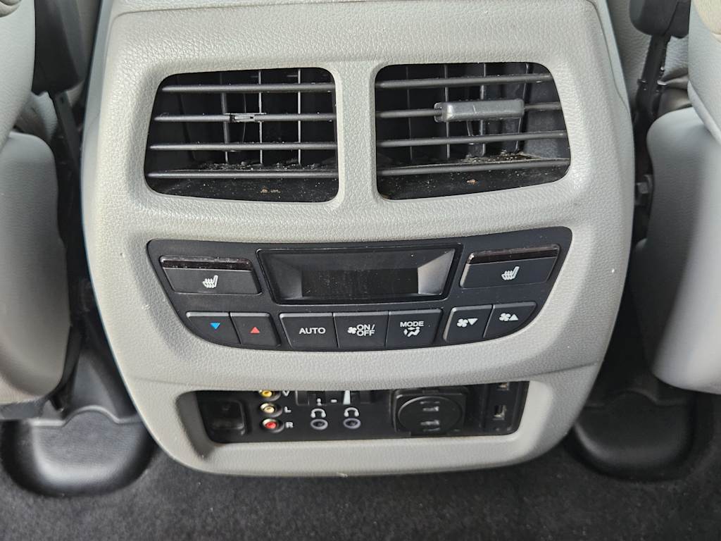 Thumbnail: 2016 Honda Pilot - 35