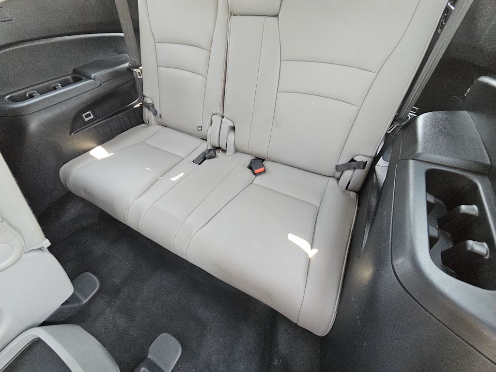 Thumbnail: 2016 Honda Pilot - 36