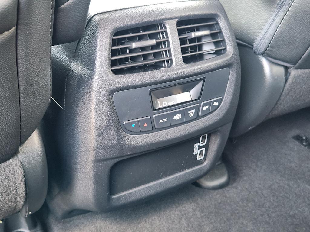 Thumbnail: 2019 Honda Pilot - 32