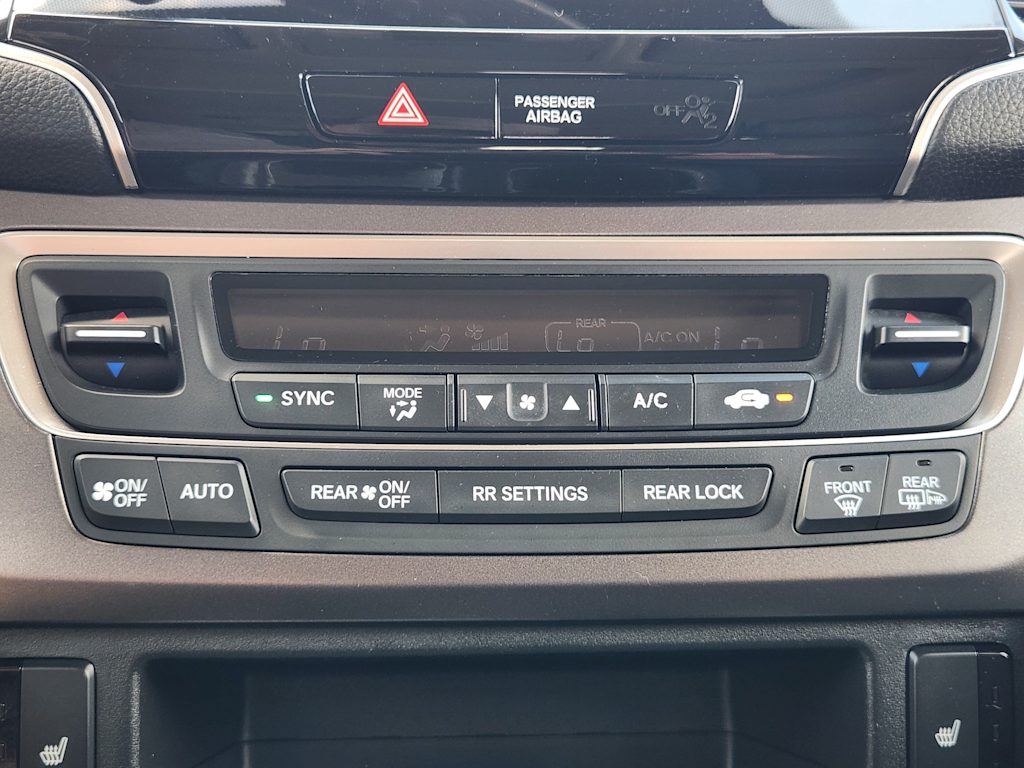 Thumbnail: 2019 Honda Pilot - 25