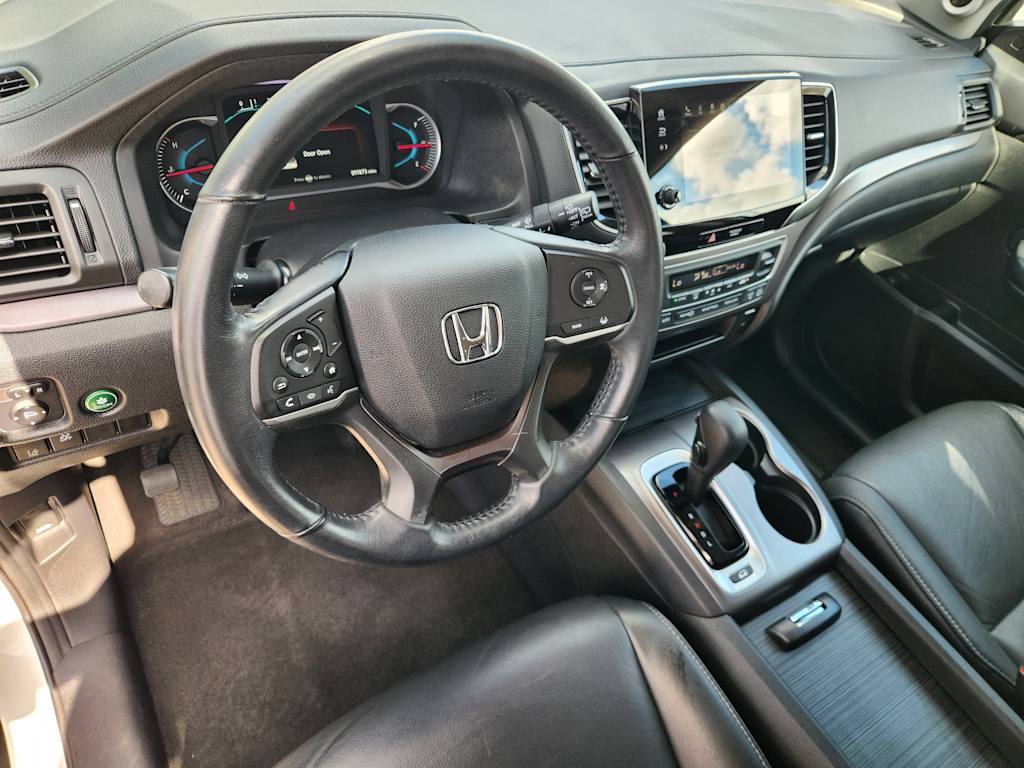 Thumbnail: 2019 Honda Pilot - 2