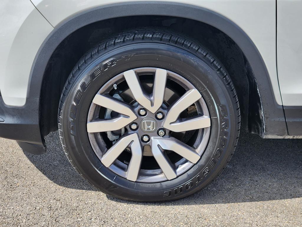 Thumbnail: 2019 Honda Pilot - 22