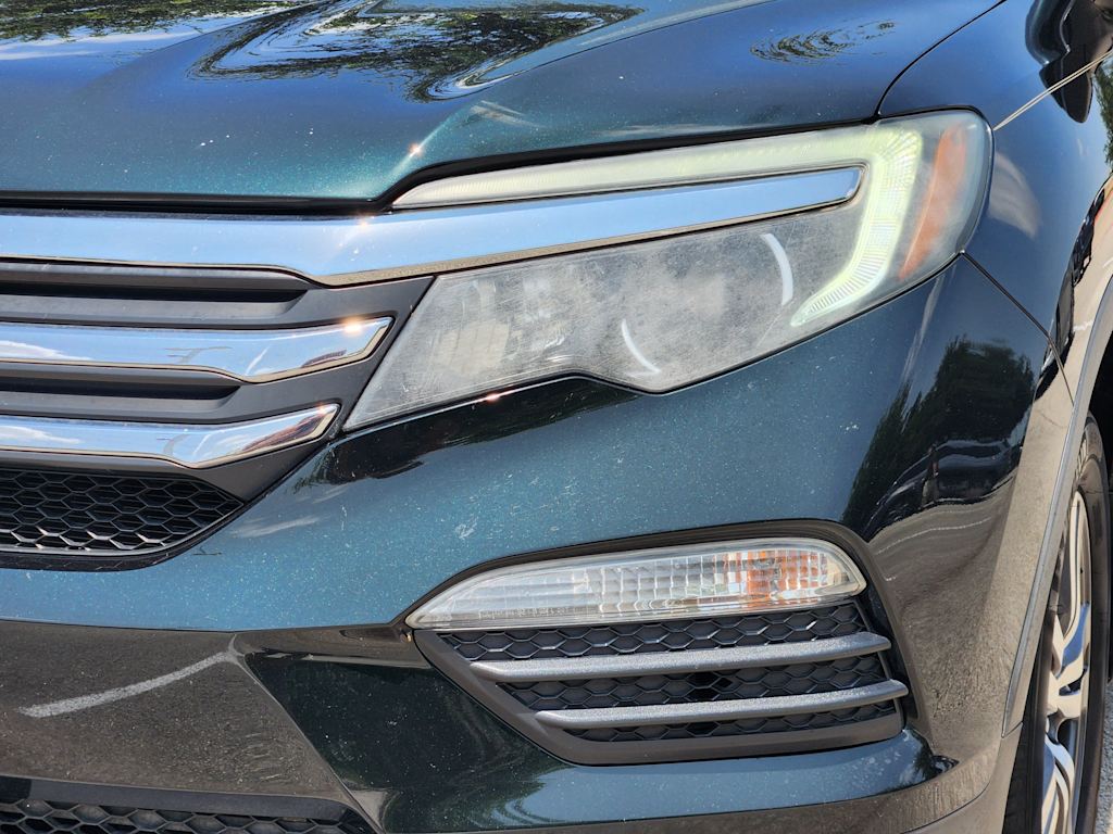 Thumbnail: 2017 Honda Pilot - 20