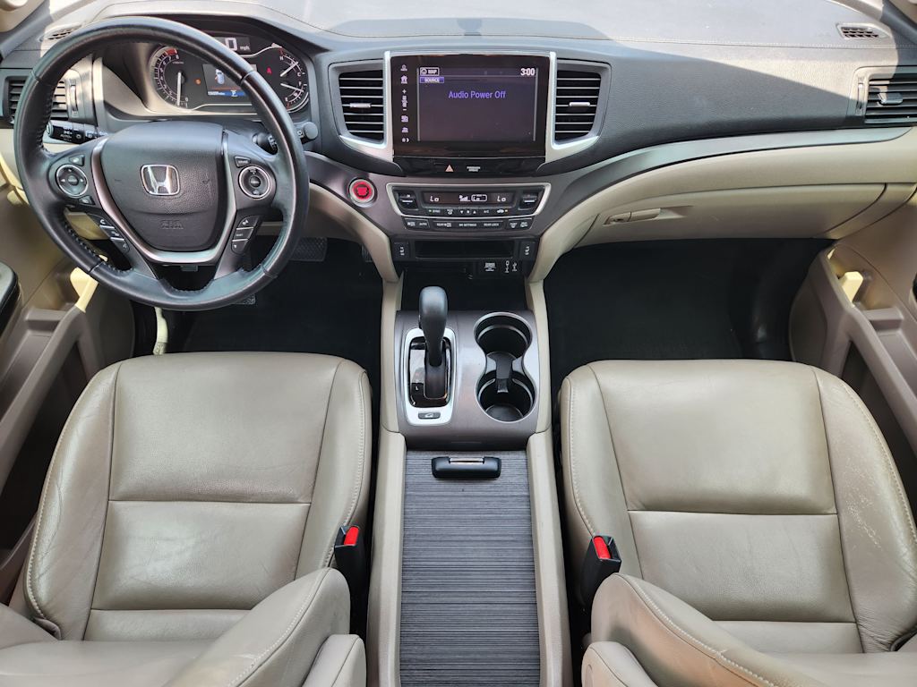 Thumbnail: 2017 Honda Pilot - 7