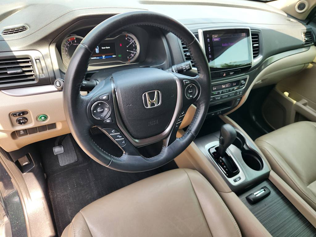 Thumbnail: 2017 Honda Pilot - 2