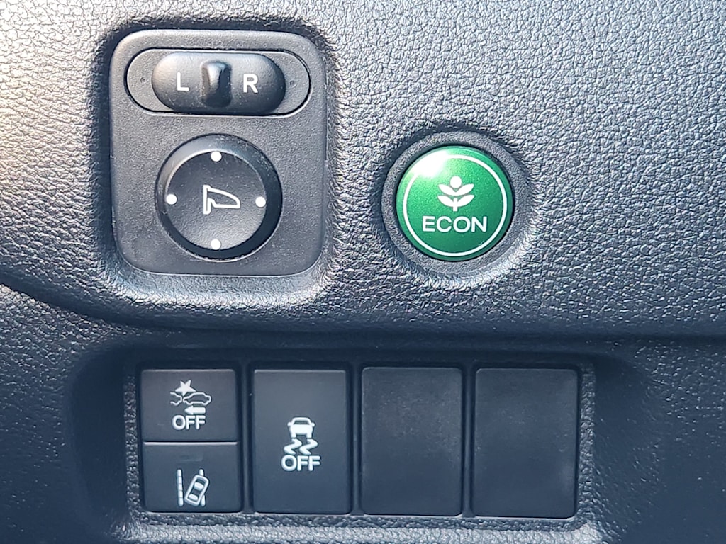 Thumbnail: 2019 Honda Passport - 17