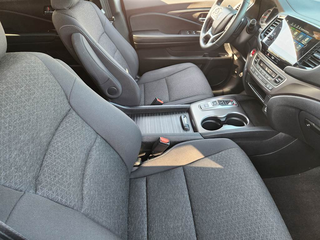 Thumbnail: 2021 Honda Passport - 10