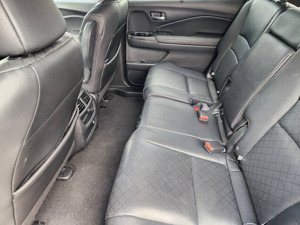 Thumbnail: 2019 Honda Passport - 11