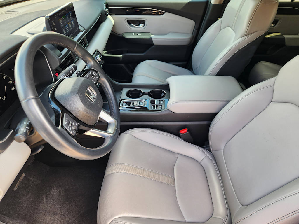 Thumbnail: 2023 Honda Pilot - 9