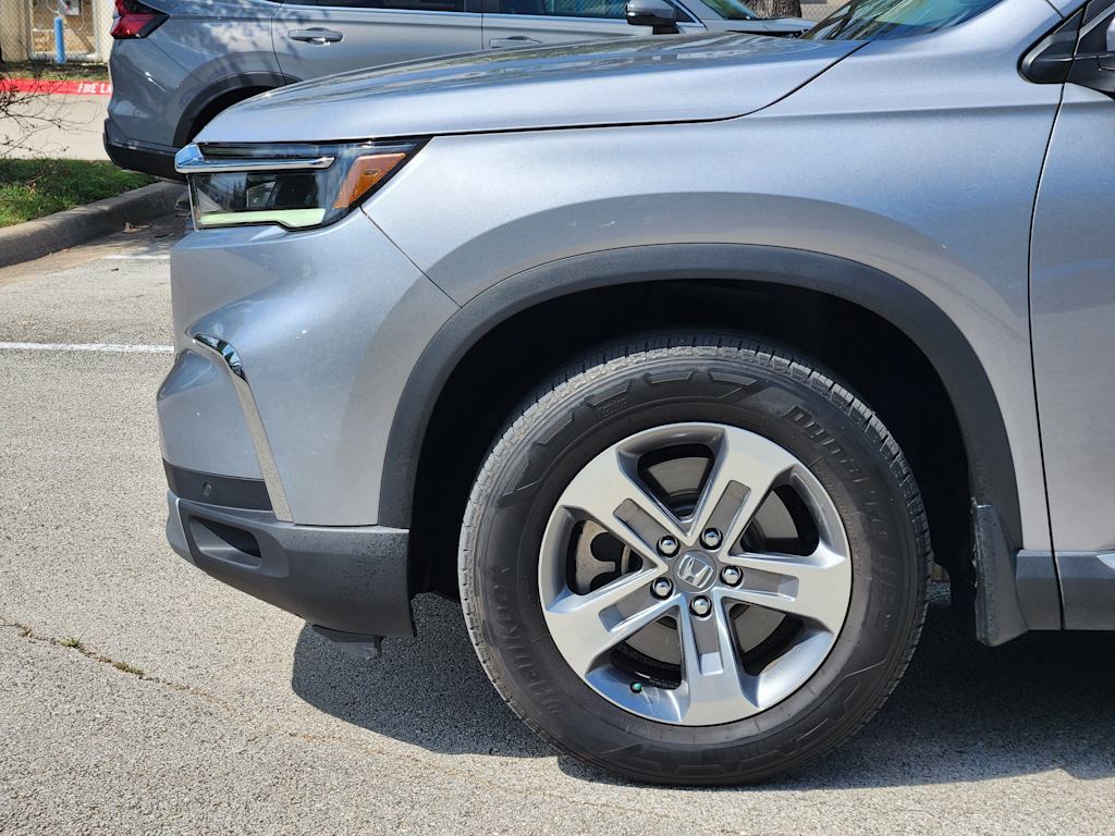 Thumbnail: 2023 Honda Pilot - 6