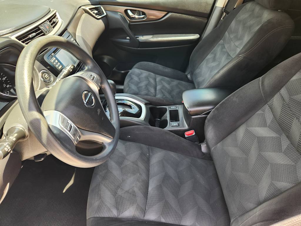 Thumbnail: 2015 Nissan Rogue - 8