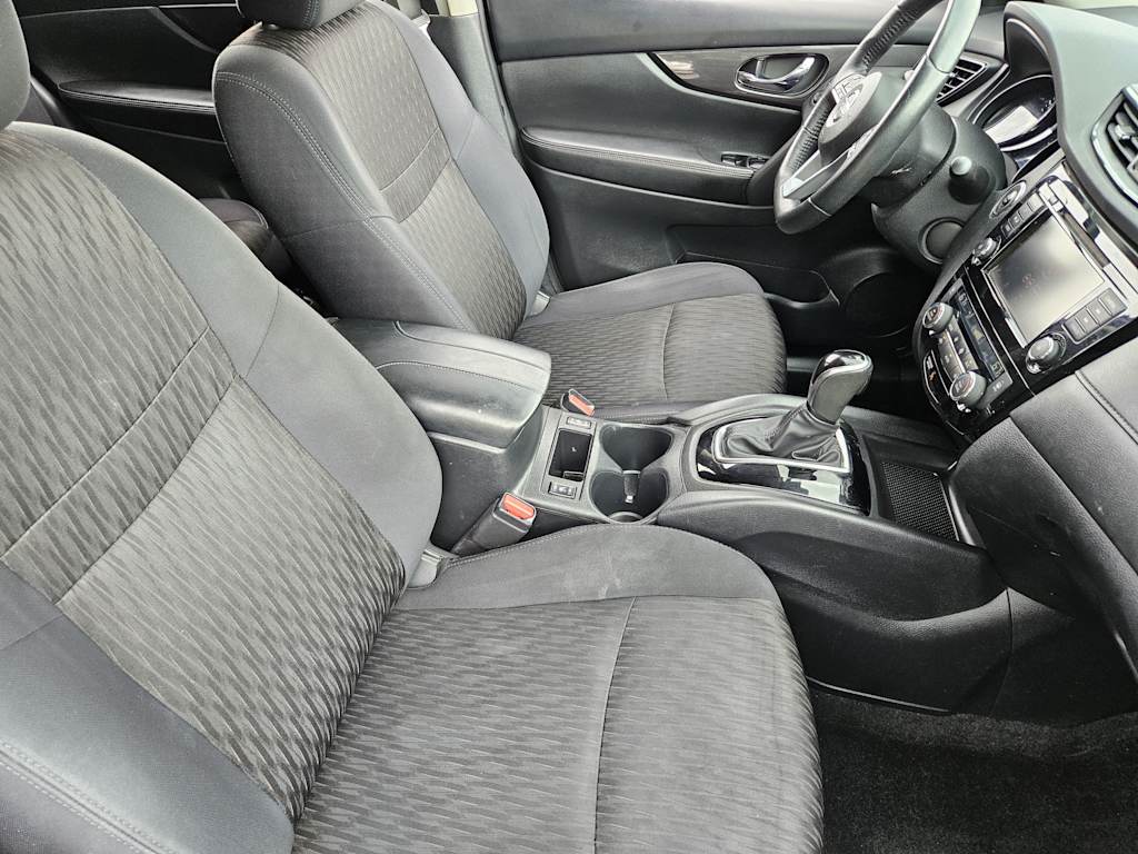 Thumbnail: 2019 Nissan Rogue - 12