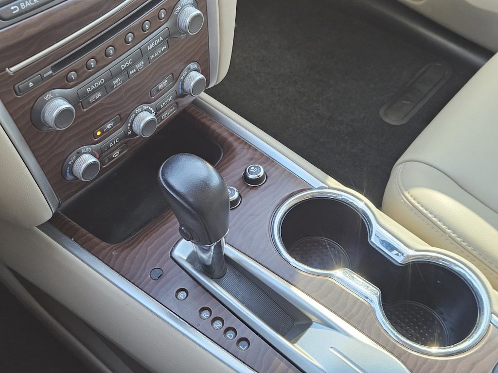 Thumbnail: 2017 Nissan Pathfinder - 15