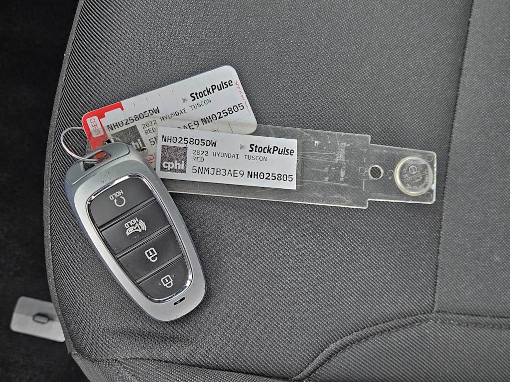 Thumbnail: 2022 Hyundai Tucson - 17