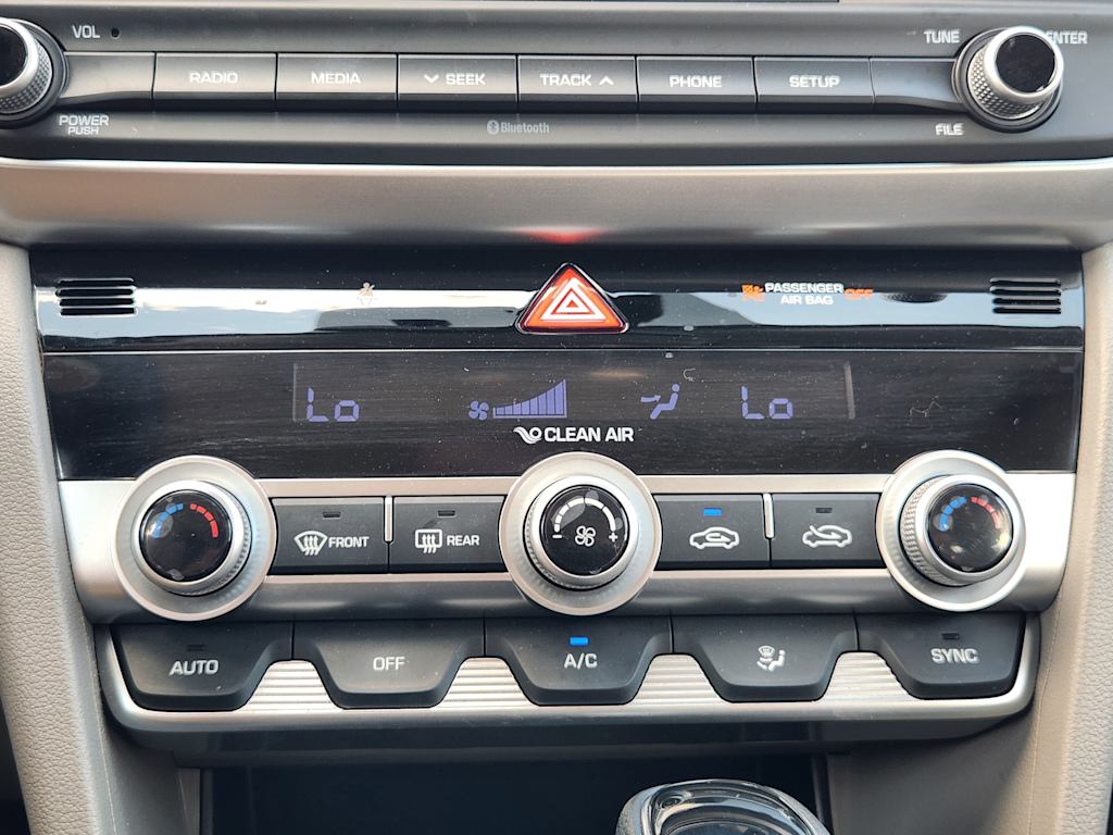 Thumbnail: 2020 Hyundai Elantra - 26