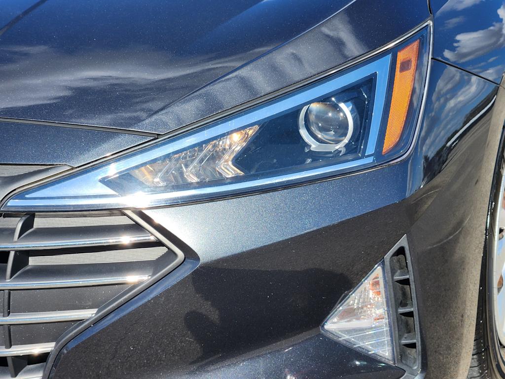 Thumbnail: 2020 Hyundai Elantra - 21