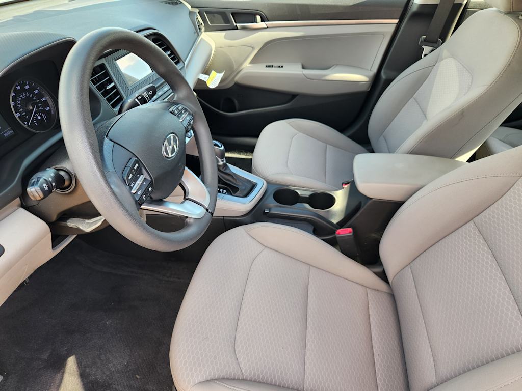 Thumbnail: 2020 Hyundai Elantra - 9