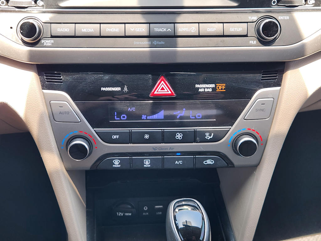 Thumbnail: 2018 Hyundai Elantra - 23