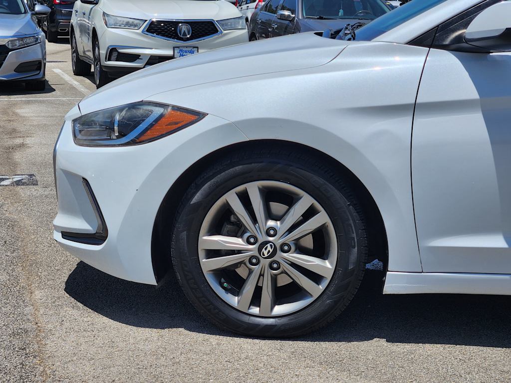 Thumbnail: 2018 Hyundai Elantra - 5