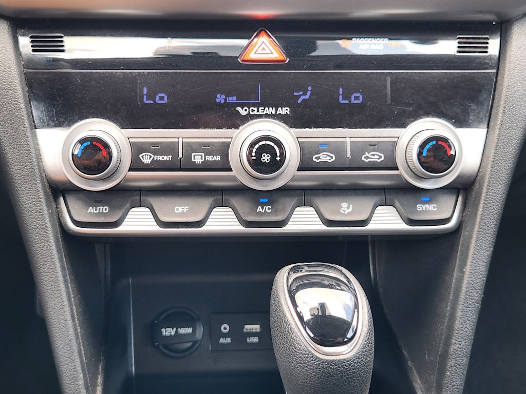Thumbnail: 2020 Hyundai Elantra - 24