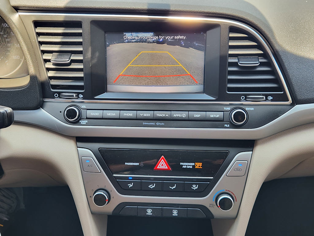 Thumbnail: 2017 Hyundai Elantra - 25