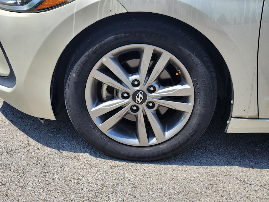 Thumbnail: 2017 Hyundai Elantra - 22