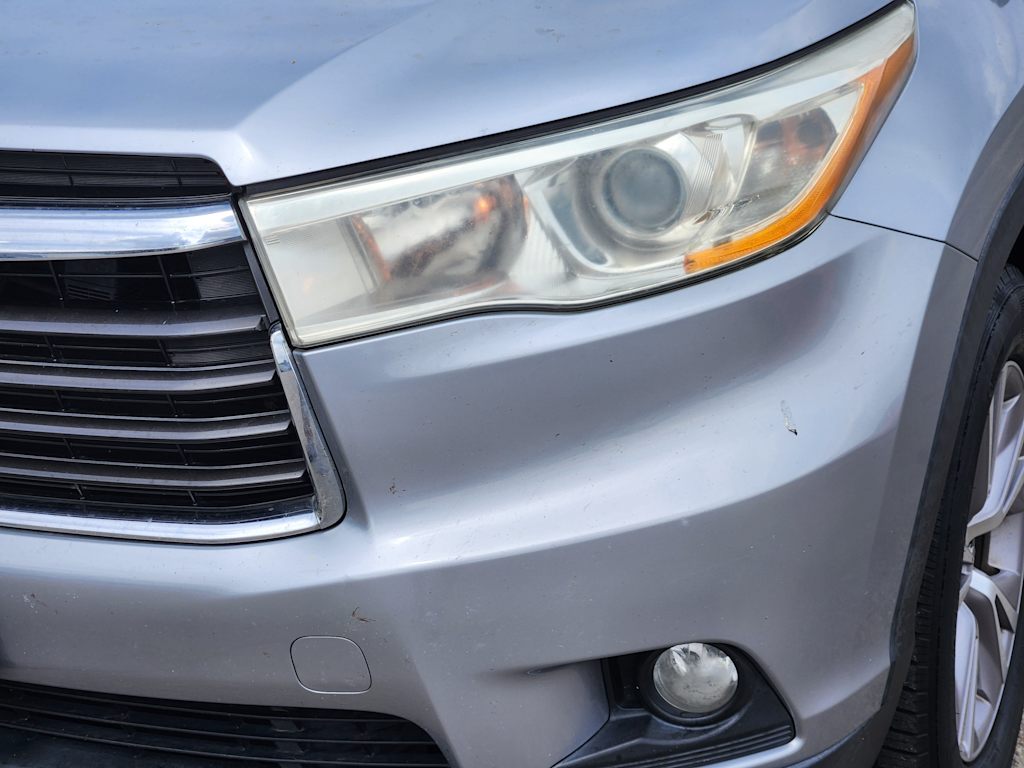 Thumbnail: 2014 Toyota Highlander - 20