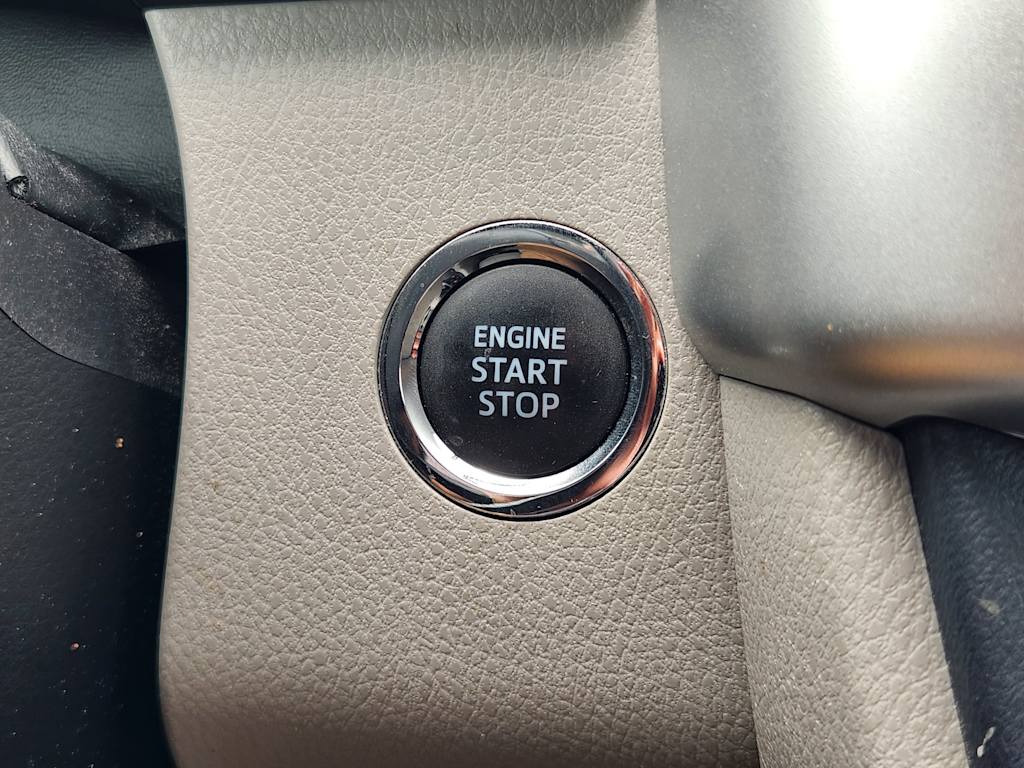 Thumbnail: 2014 Toyota Highlander - 26