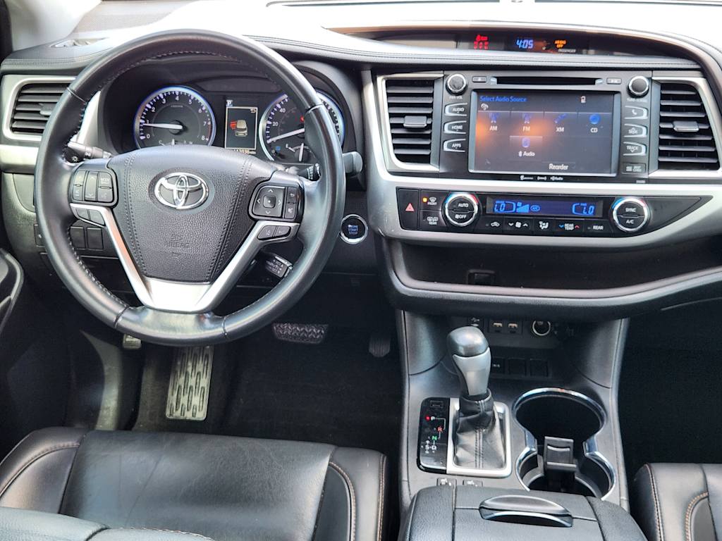 Thumbnail: 2019 Toyota Highlander - 12