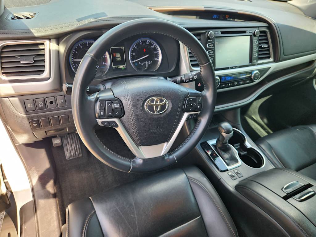 Thumbnail: 2019 Toyota Highlander - 2