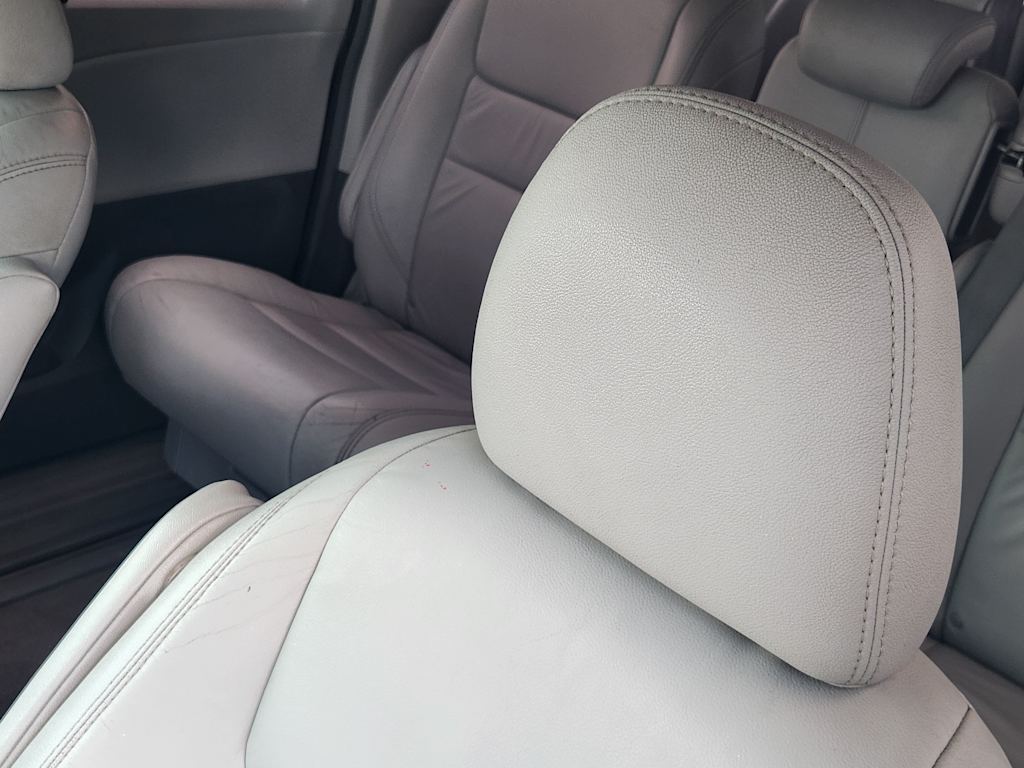 Thumbnail: 2016 Toyota Sienna - 22