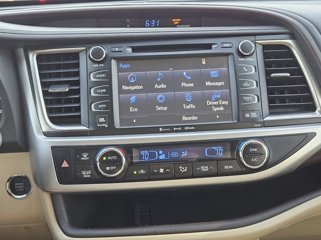 Thumbnail: 2016 Toyota Highlander - 13