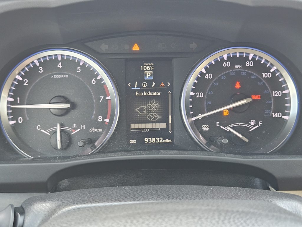 Thumbnail: 2016 Toyota Highlander - 15