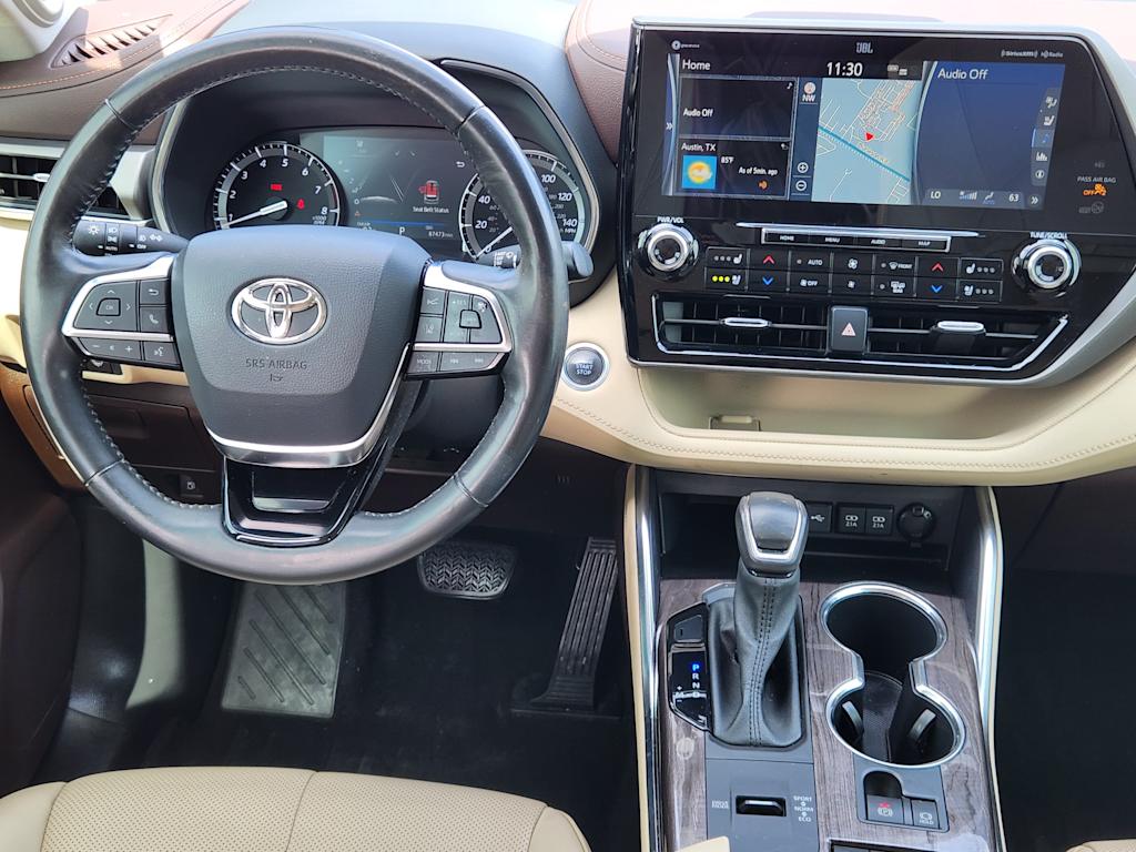 Thumbnail: 2021 Toyota Highlander - 12