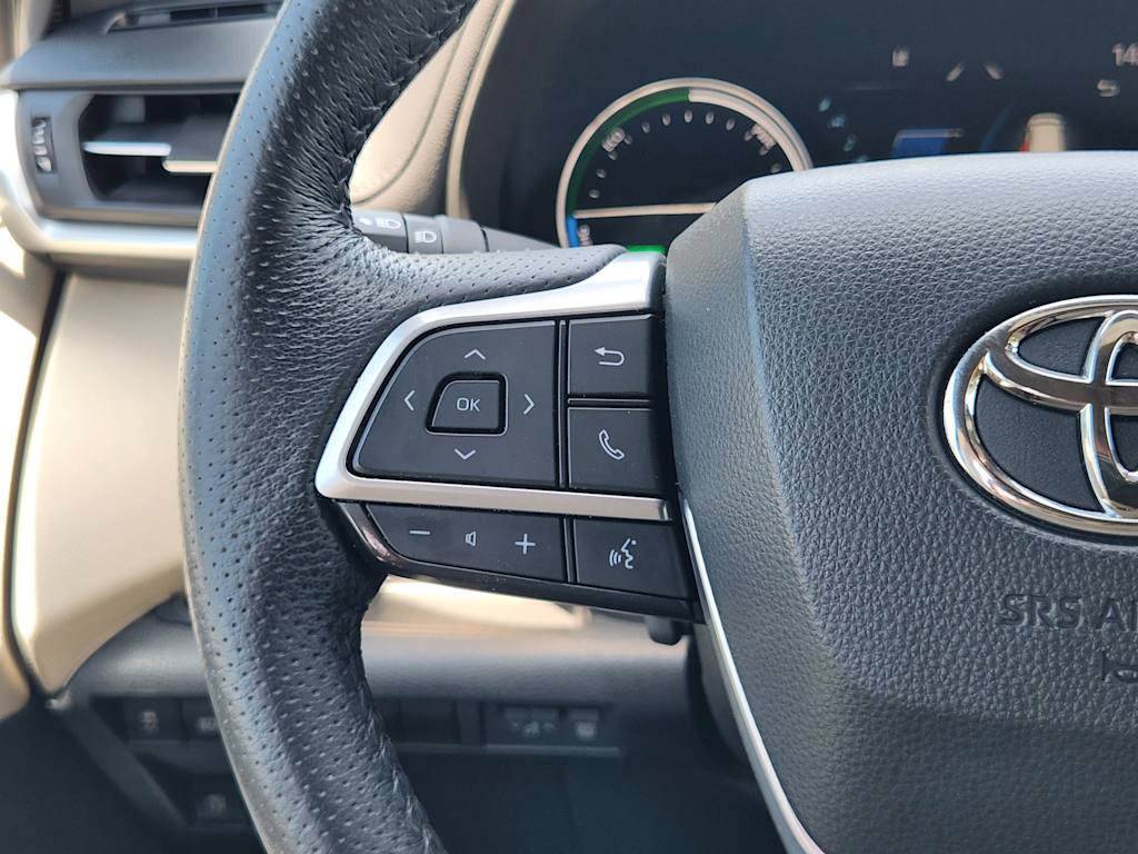 Thumbnail: 2021 Toyota Sienna - 32