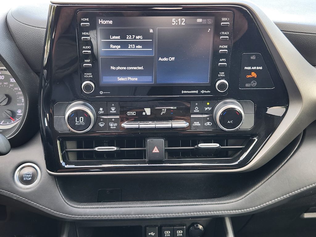 Thumbnail: 2021 Toyota Highlander - 12