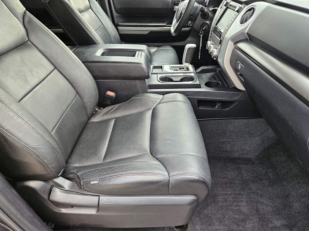 Thumbnail: 2019 Toyota Tundra - 10