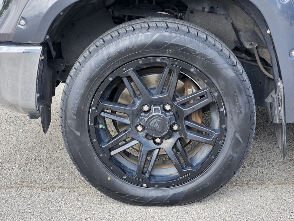 Thumbnail: 2019 Toyota Tundra - 22