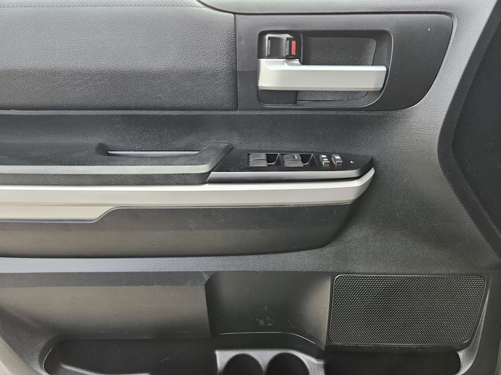 Thumbnail: 2019 Toyota Tundra - 27