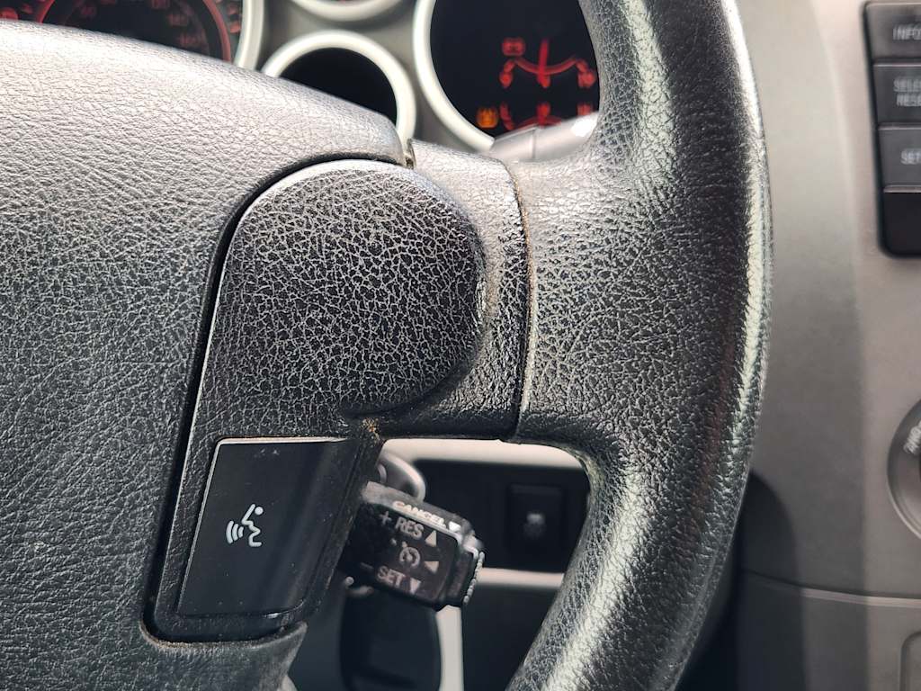 Thumbnail: 2013 Toyota Tundra - 31