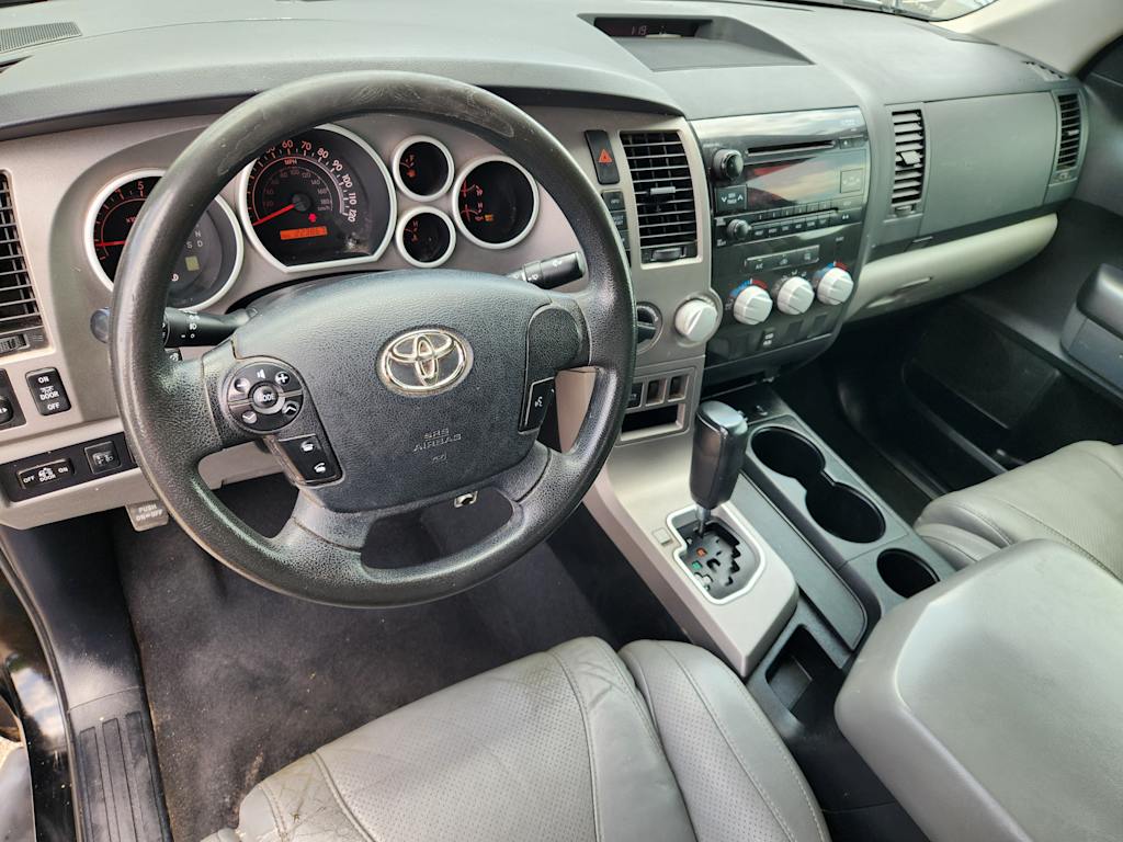 Thumbnail: 2013 Toyota Tundra - 2