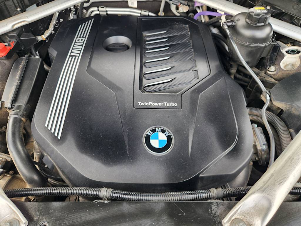 Thumbnail: 2022 BMW X7 - 7