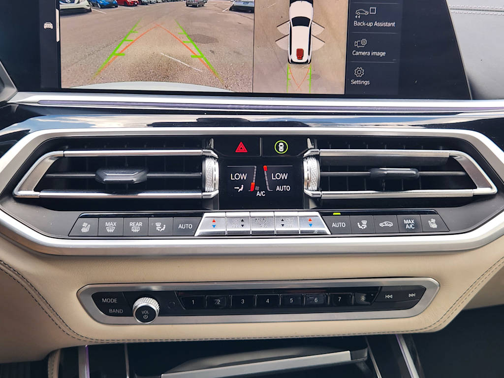 Thumbnail: 2022 BMW X7 - 26