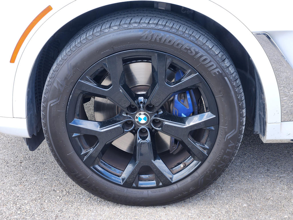 Thumbnail: 2022 BMW X7 - 22