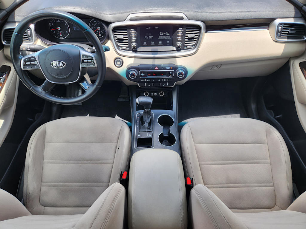Thumbnail: 2020 Kia Sorento - 8