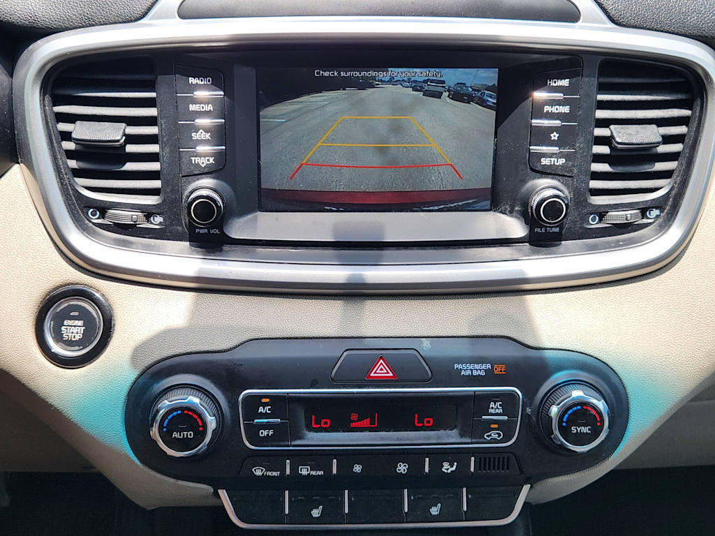 Thumbnail: 2020 Kia Sorento - 24